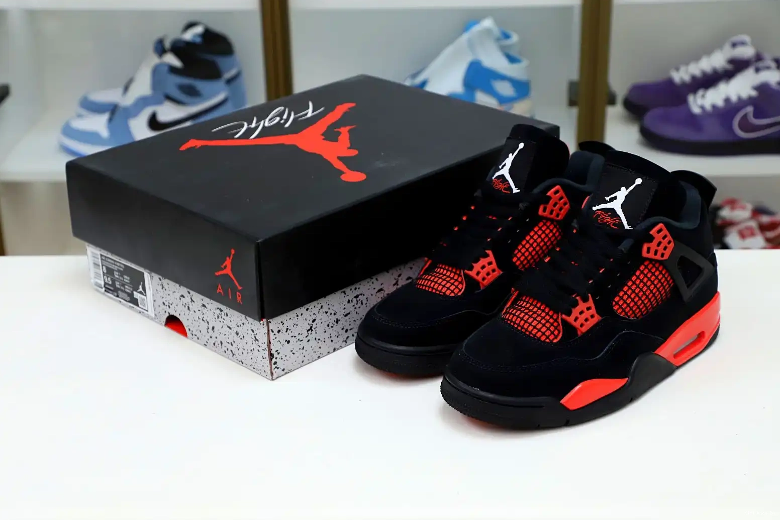 'RED THUNDER' AIR RETRO JORDAN 4 Kimikick 0819